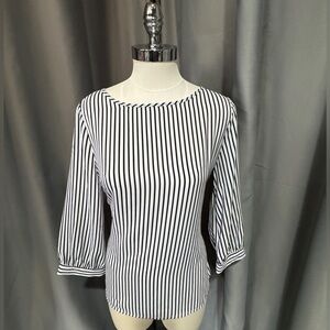 Ladies Apt 9 size S black striped blouse